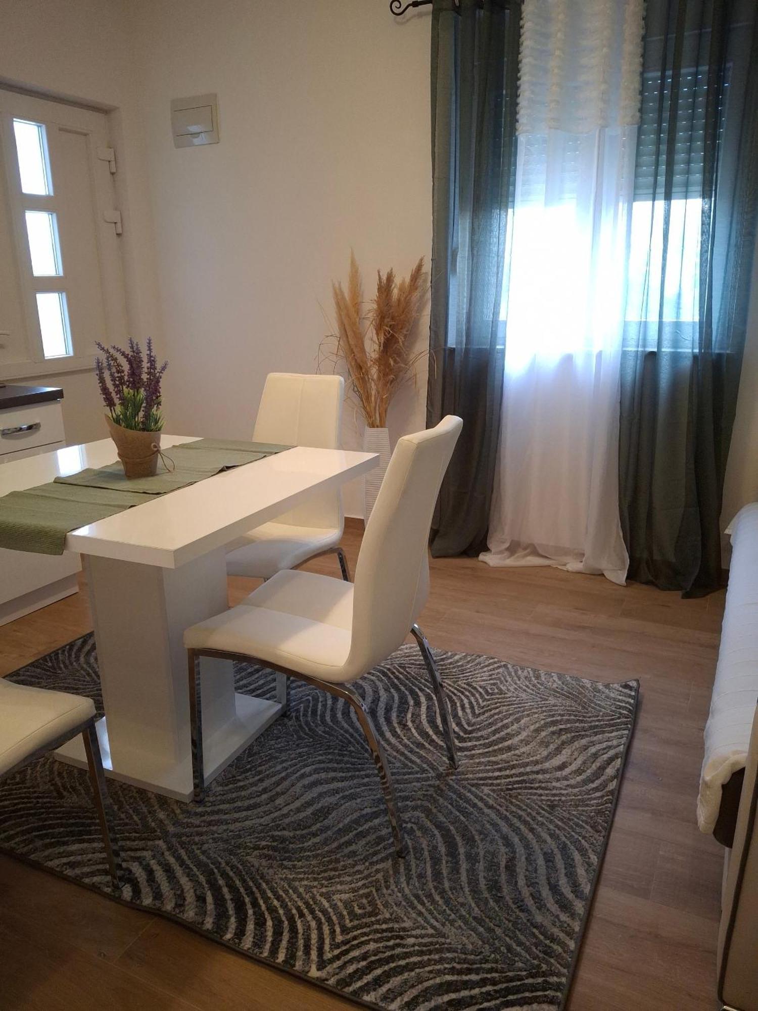 Seaside Apartments With A Swimming Pool Pag - 6412 Pag Town Quarto foto